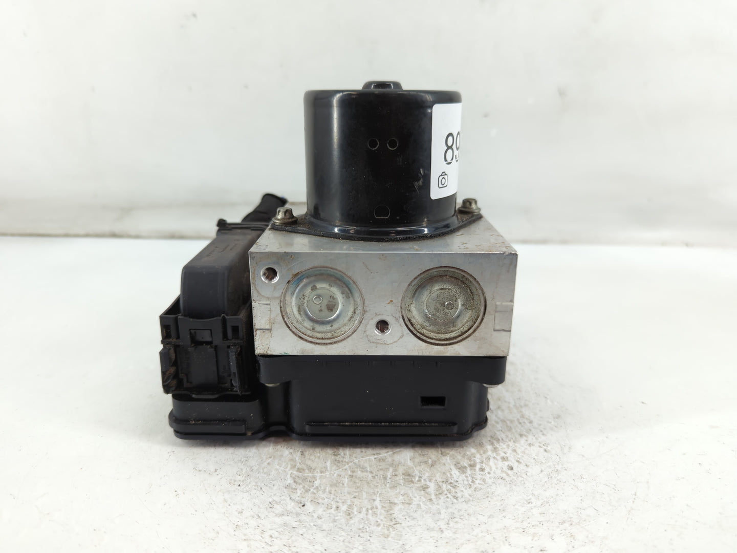 2013-2016 Chevrolet Malibu ABS Pump Control Module Replacement P/N:22971448 Fits Fits 2012 2013 2014 2015 2016 OEM Used Auto