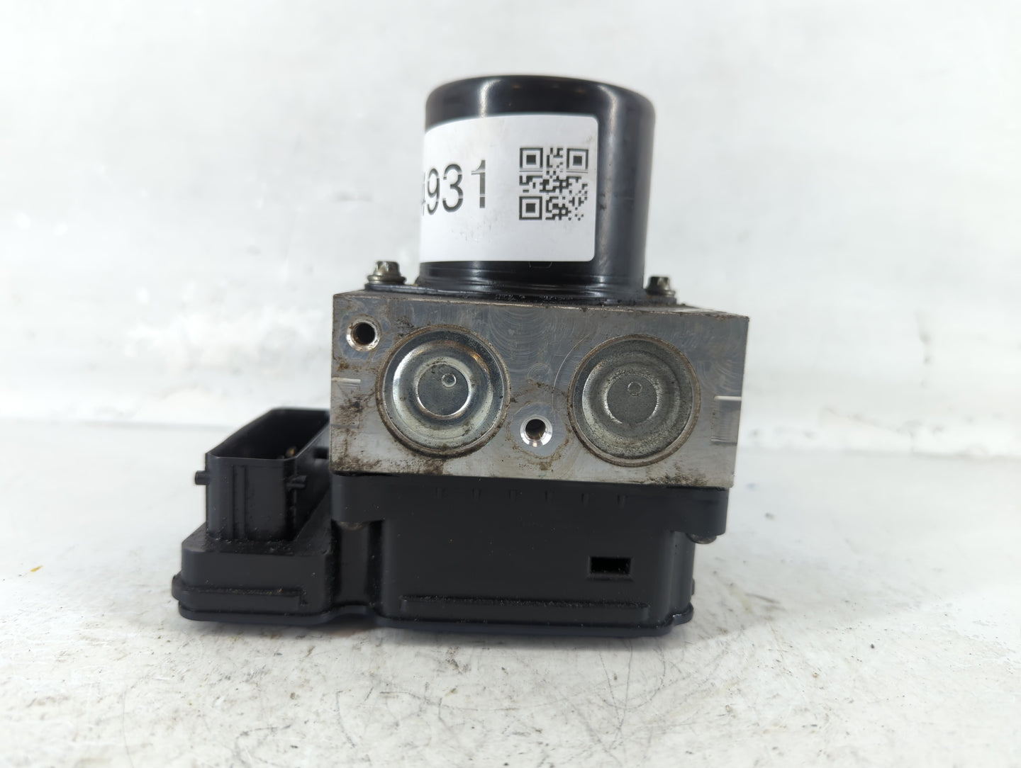 2013-2016 Chevrolet Malibu ABS Pump Control Module Replacement P/N:22971448 Fits Fits 2012 2013 2014 2015 2016 OEM Used Auto