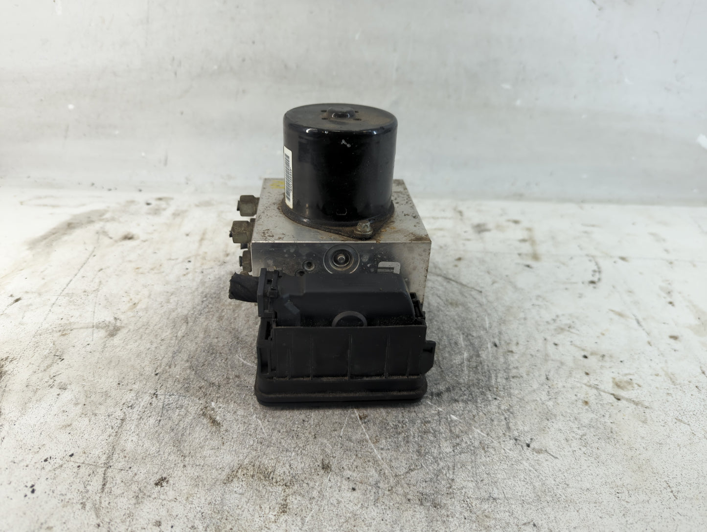 2013-2016 Chevrolet Malibu ABS Pump Control Module Replacement P/N:22971448 Fits Fits 2012 2013 2014 2015 2016 OEM Used Auto