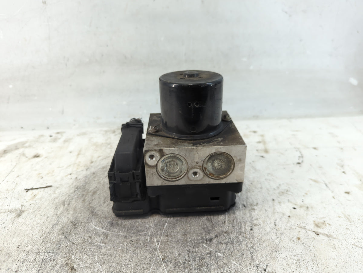 2013-2016 Chevrolet Malibu Anti-Lock Brake ABS Pump Module Actuator OEM P/N:22827930 Fits Fits 2012 2013 2014 2015 2016 OEM 