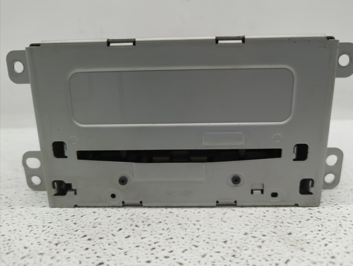 2013-2013 Chevrolet Malibu Am Fm Cd Player Radio Receiver - Oemusedautoparts1.com
