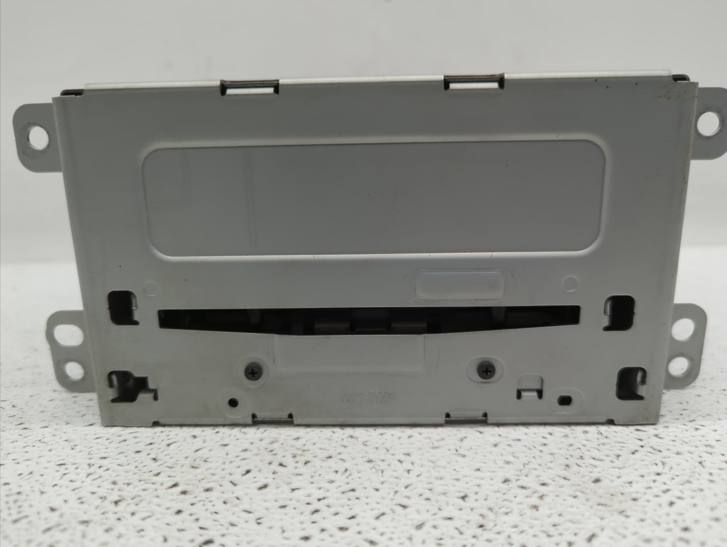 2013-2013 Chevrolet Malibu Am Fm Cd Player Radio Receiver - Oemusedautoparts1.com
