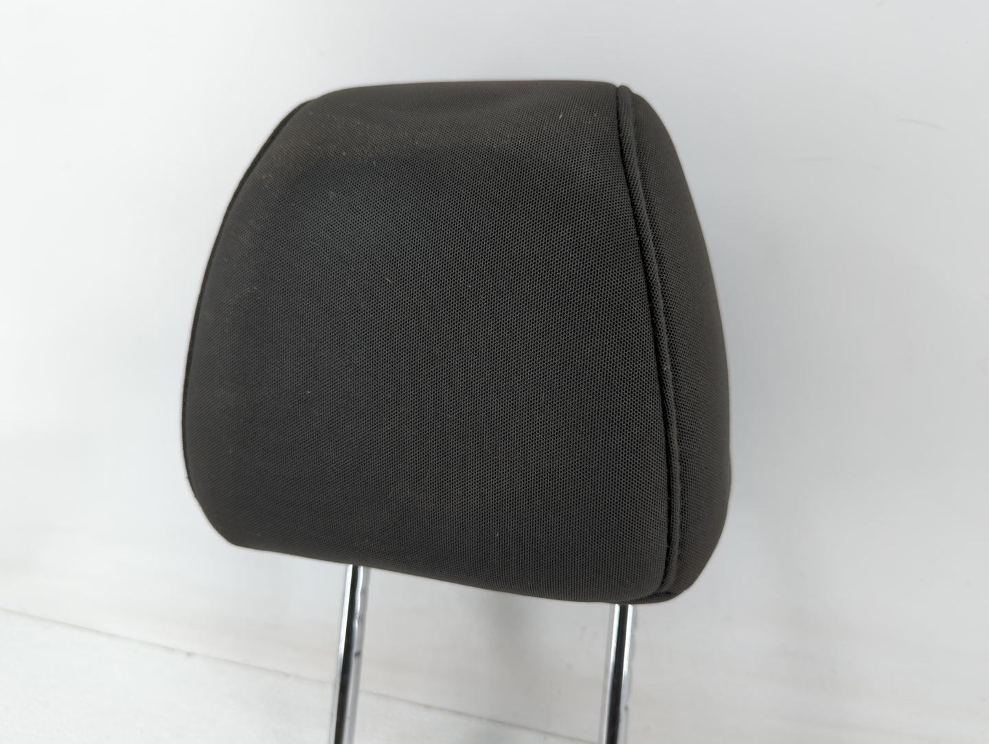 2012-2013 Chevrolet Orlando Headrest Head Rest Front Driver Passenger Seat Fits Fits 2012 2013 OEM Used Auto Parts - Oemused
