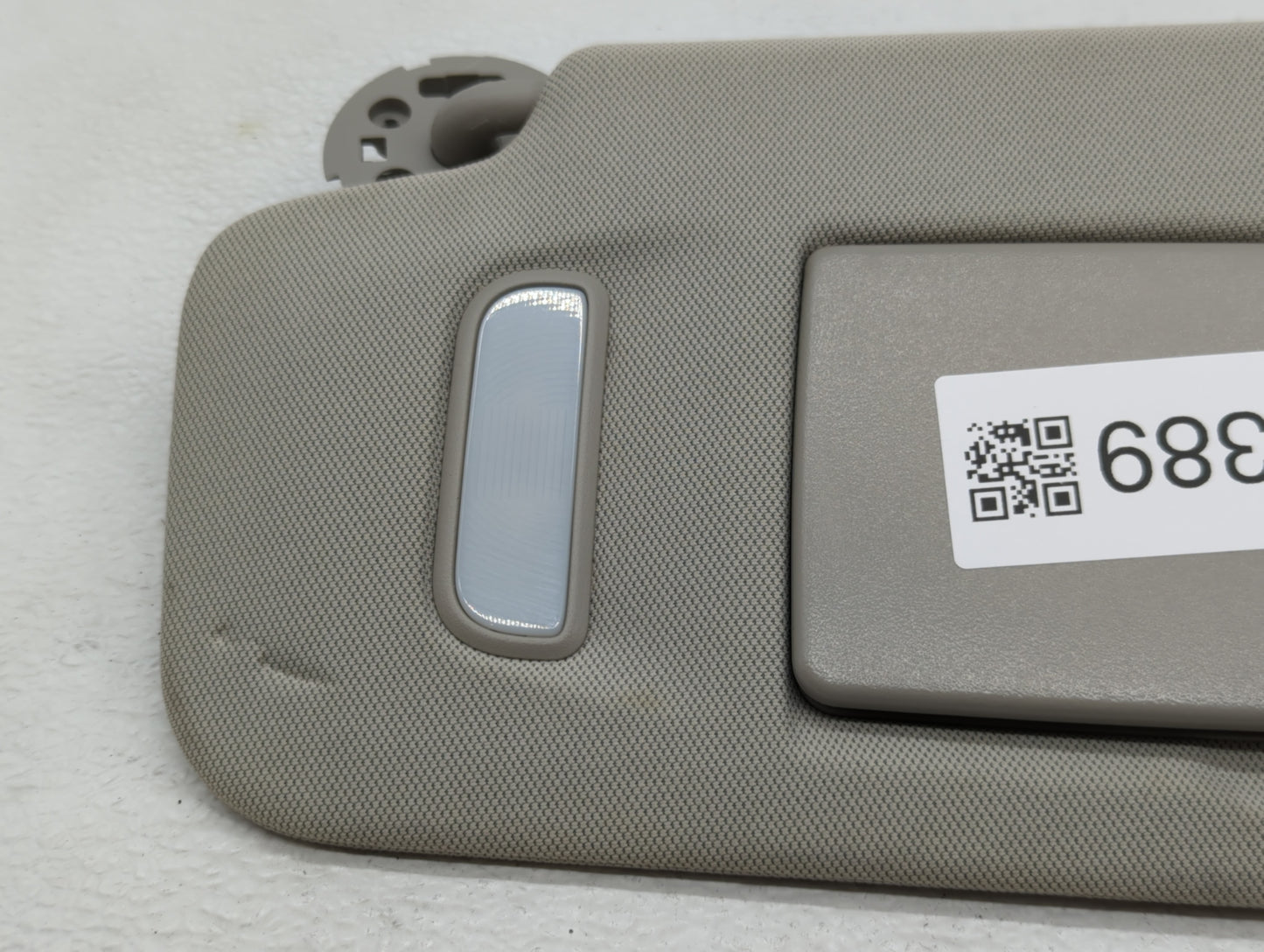 2012-2014 Chevrolet Orlando Sun Visor Shade Replacement Driver Left Mirror Fits Fits 2012 2013 2014 OEM Used Auto Parts - Oe