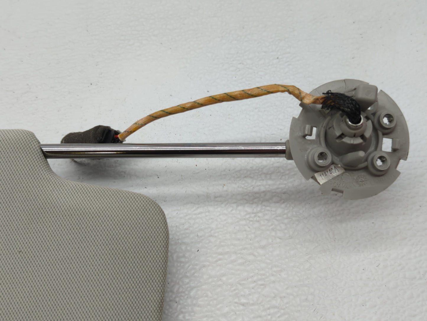 2012-2014 Chevrolet Orlando Sun Visor Shade Replacement Driver Left Mirror Fits Fits 2012 2013 2014 OEM Used Auto Parts - Oe