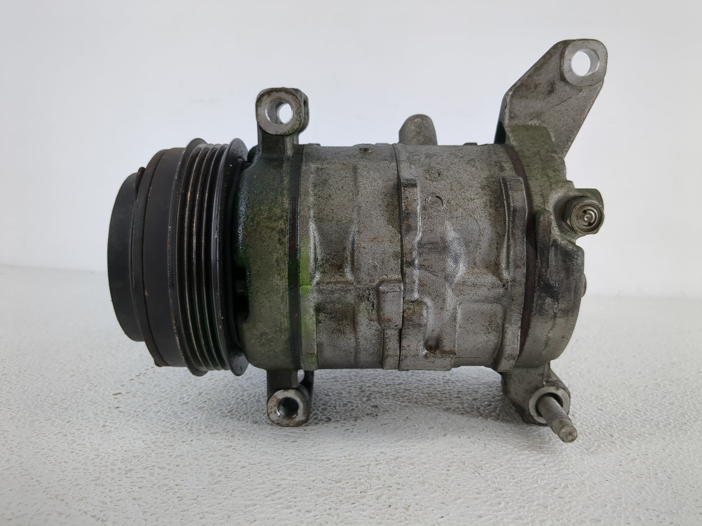 2011 Chevrolet Silverado 1500 Air Conditioning A/c Ac Compressor Oem - Oemusedautoparts1.com