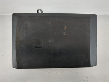 2010-2013 Chevrolet Silverado 1500 Fusebox Fuse Box Panel Relay Module P/N:20978812 Fits Fits 2010 2011 2012 2013 OEM Used A