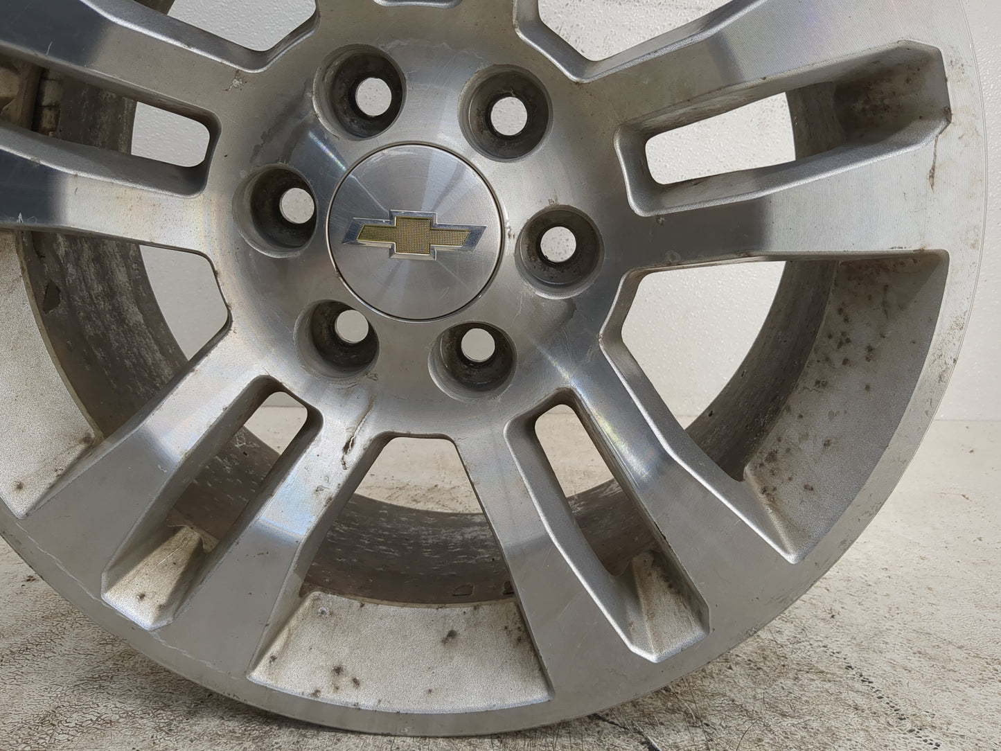 2014-2019 Chevrolet Silverado 1500 Oem Wheel Rim - Oemusedautoparts1.com