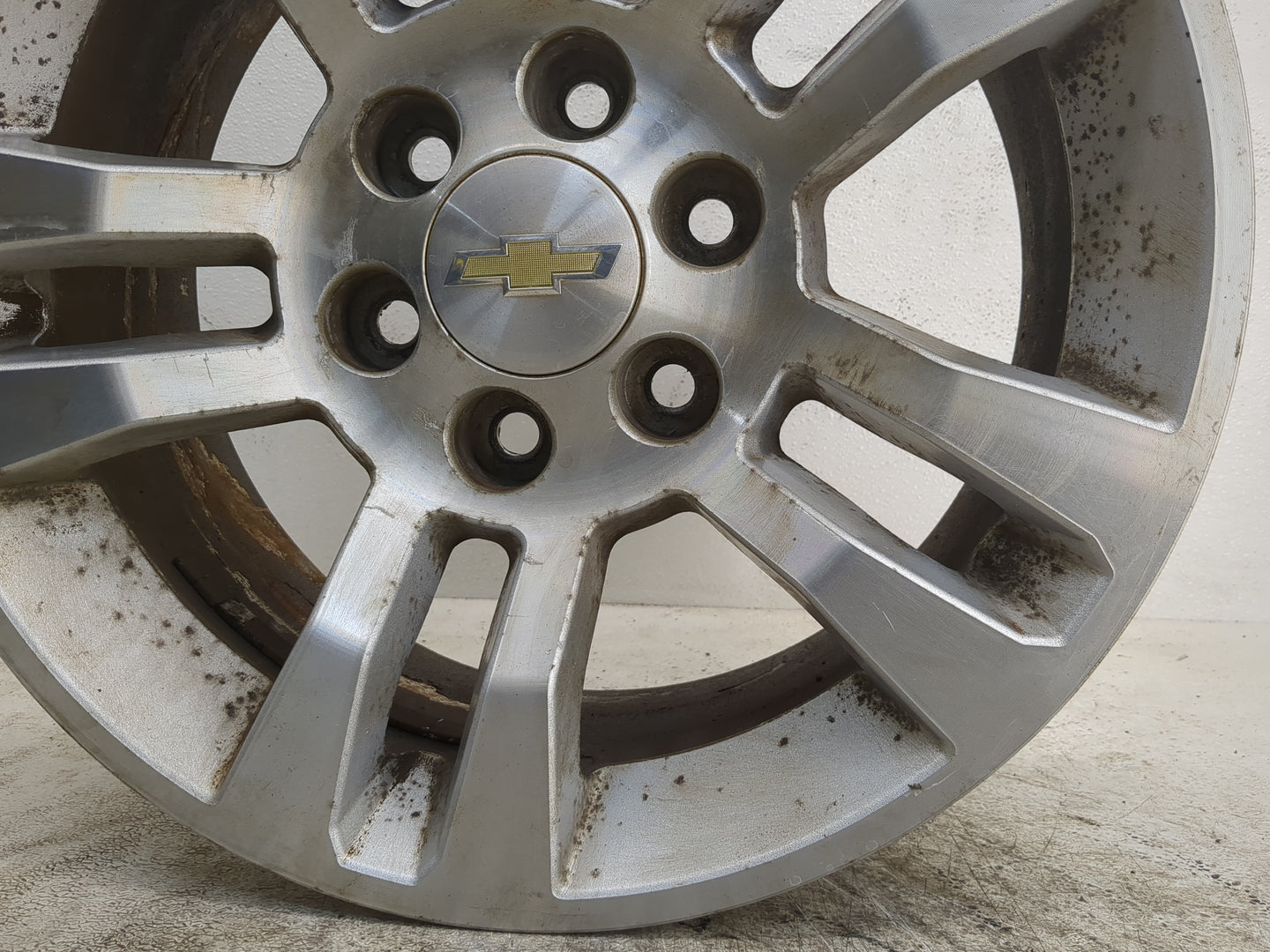 2014-2019 Chevrolet Silverado 1500 Oem Wheel Rim - Oemusedautoparts1.com
