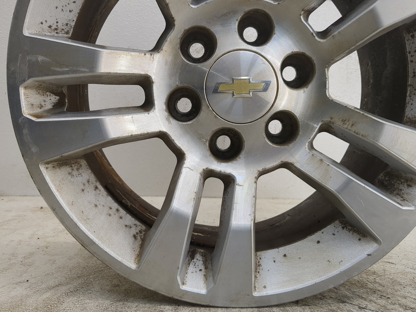 2014-2019 Chevrolet Silverado 1500 Oem Wheel Rim - Oemusedautoparts1.com