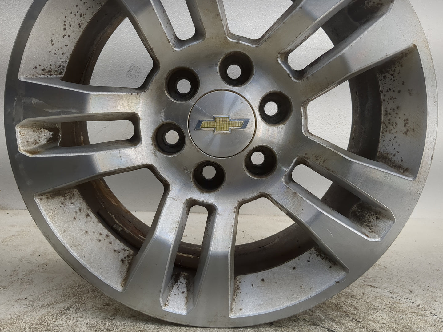 2014-2019 Chevrolet Silverado 1500 Oem Wheel Rim - Oemusedautoparts1.com