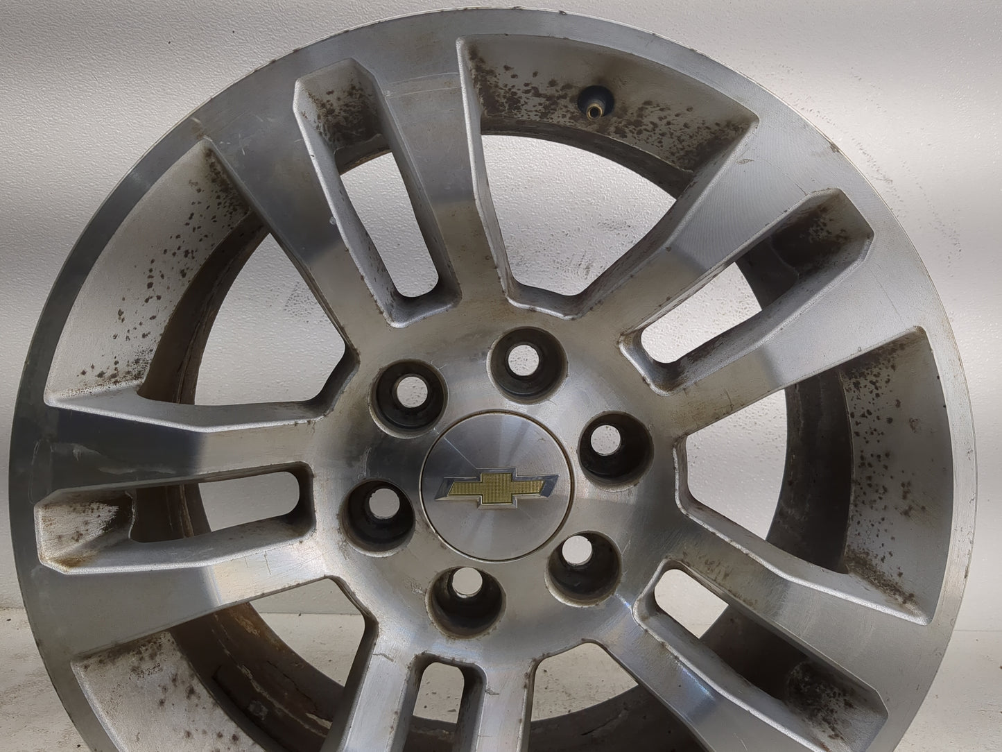 2014-2019 Chevrolet Silverado 1500 Oem Wheel Rim - Oemusedautoparts1.com