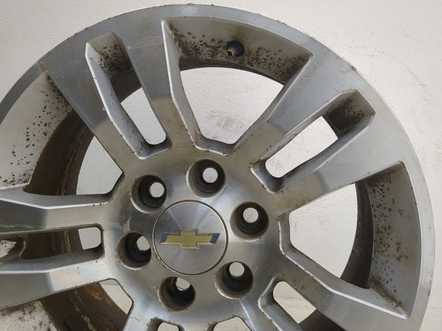 2014-2019 Chevrolet Silverado 1500 Oem Wheel Rim - Oemusedautoparts1.com