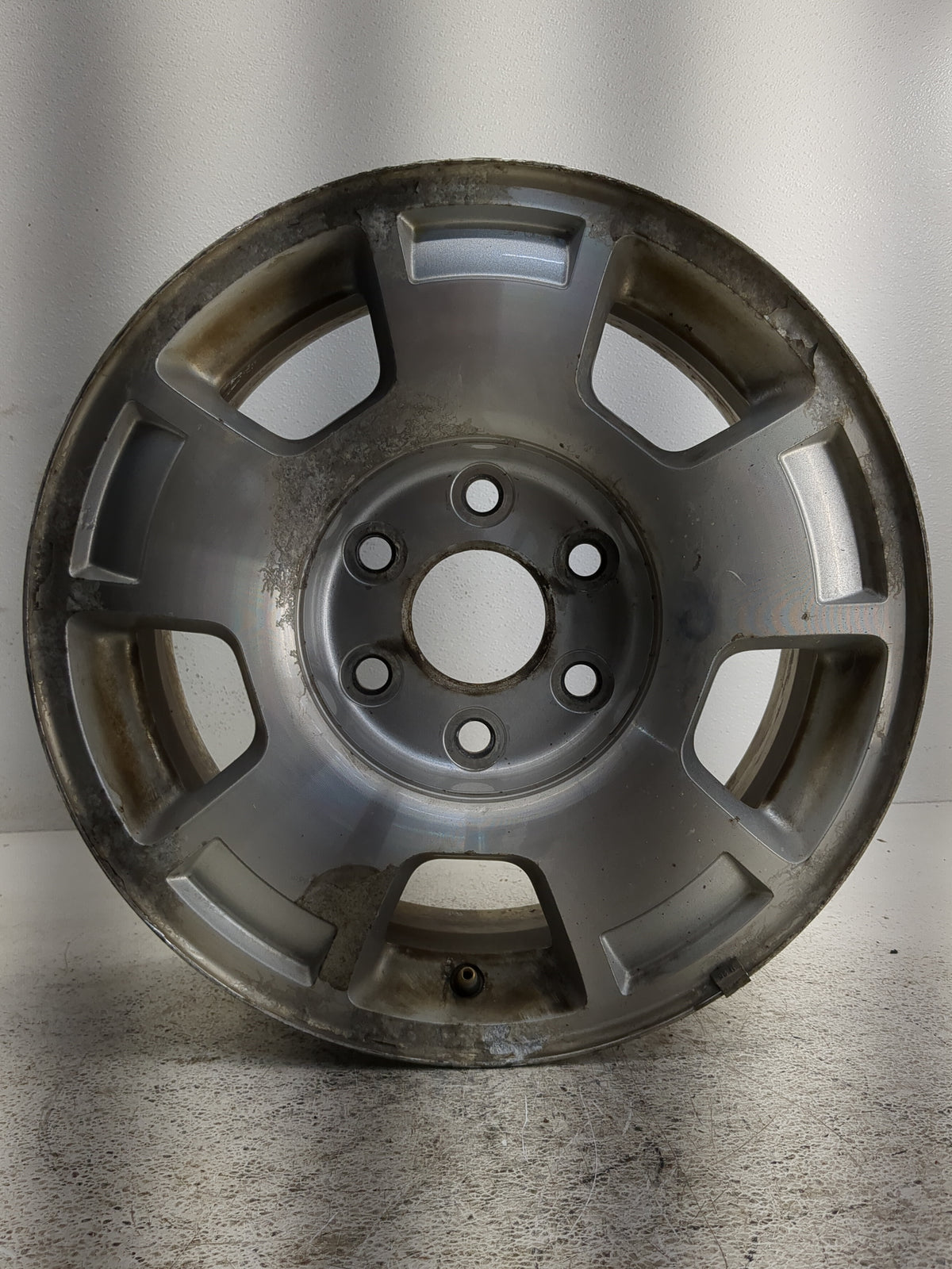 2007-2013 Chevrolet Silverado 1500 Oem Wheel Rim 1303081 - Oemusedautoparts1.com