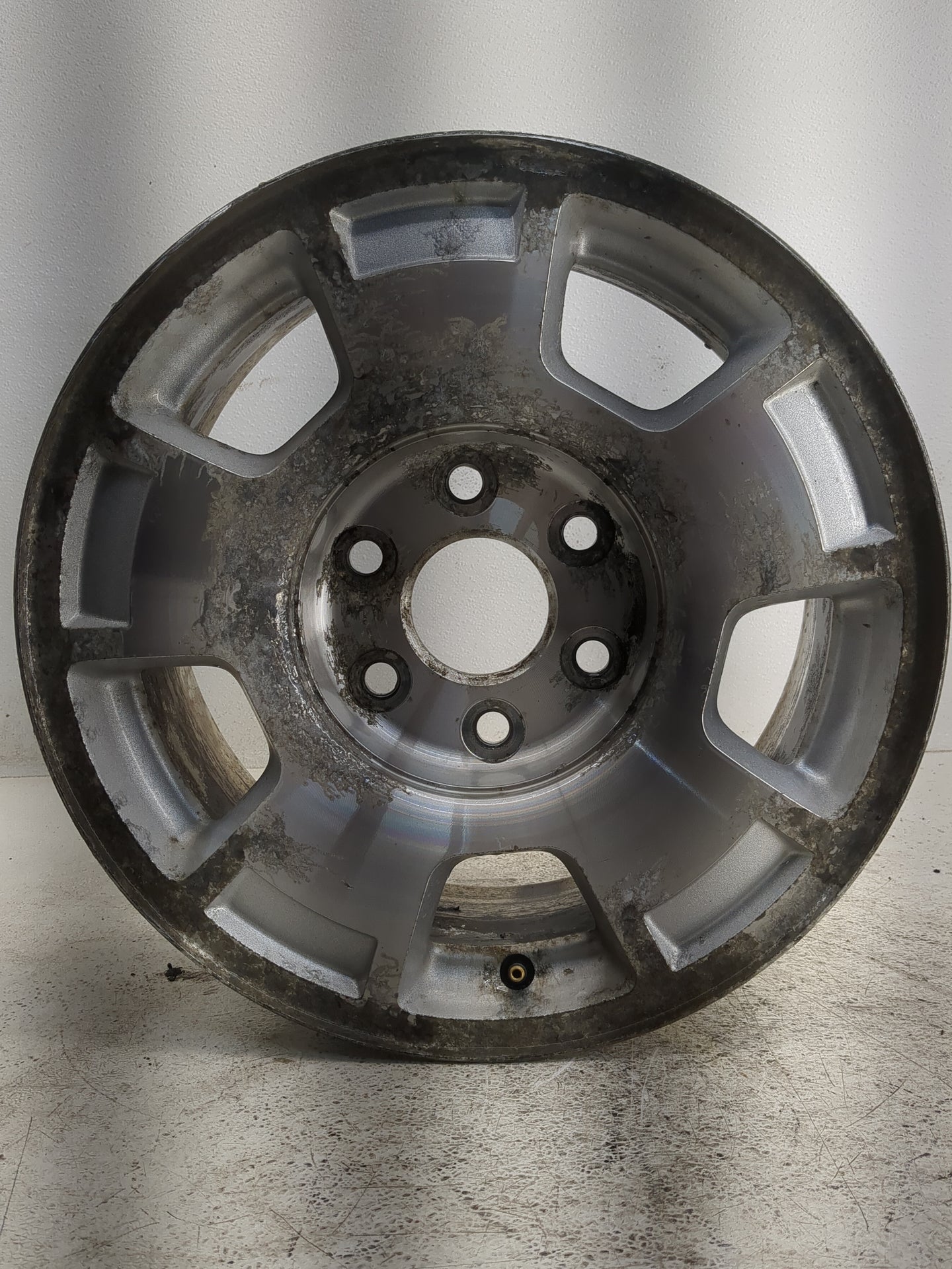 2007-2013 Chevrolet Silverado 1500 Oem Wheel Rim 1303083 - Oemusedautoparts1.com