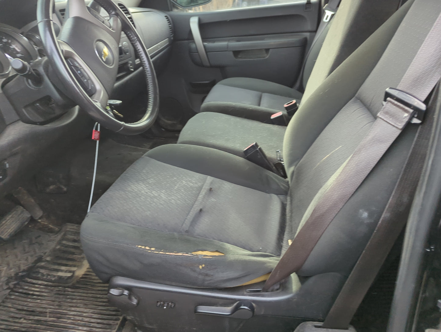 2012-2013 Chevrolet Silverado 1500 Driver Front Seat Oem 1305644 - Oemusedautoparts1.com