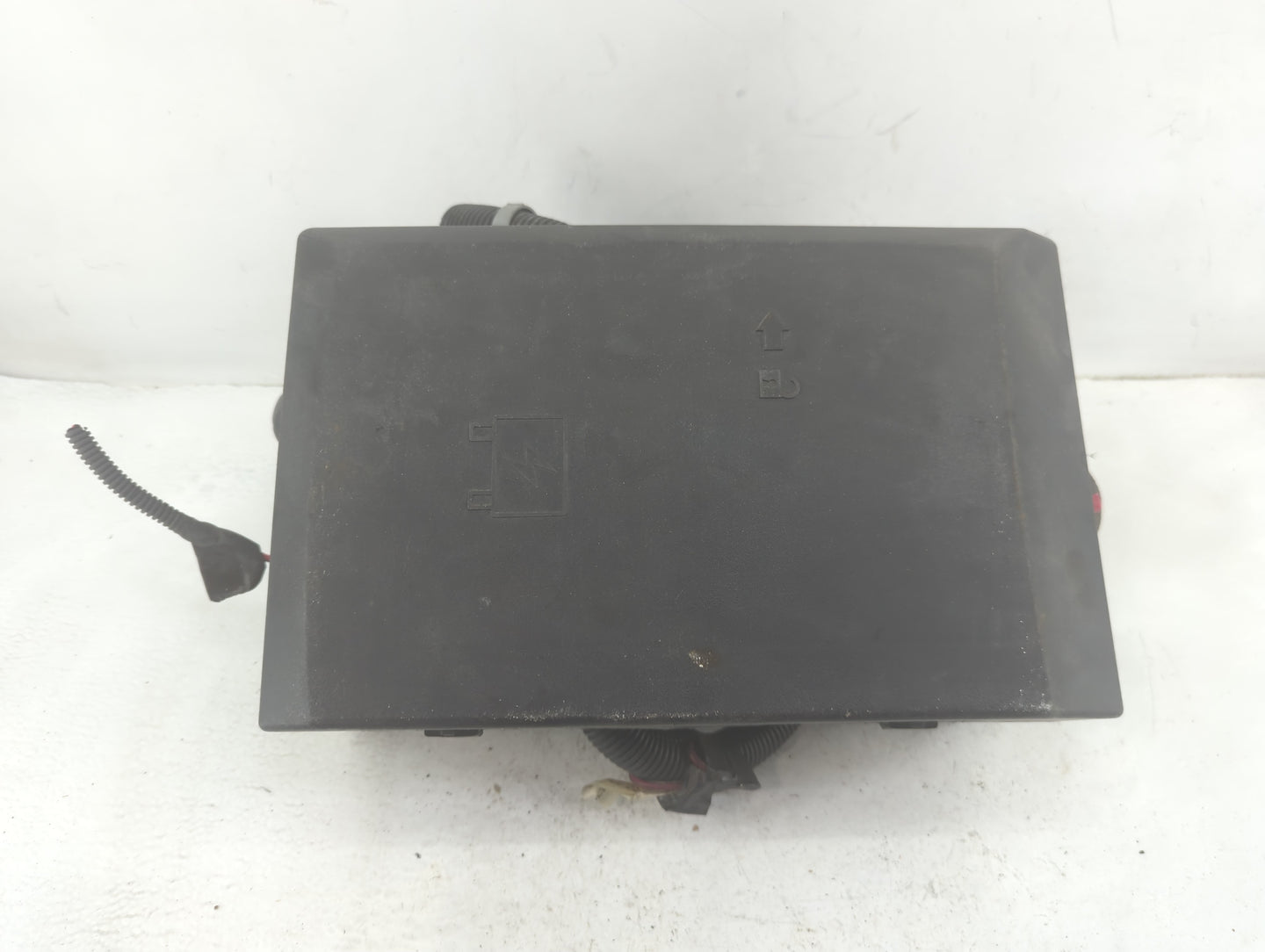 2010-2013 Chevrolet Silverado 1500 Fusebox Fuse Box Panel Relay Module P/N:22798215 N1 Fits Fits 2010 2011 2012 2013 OEM Use