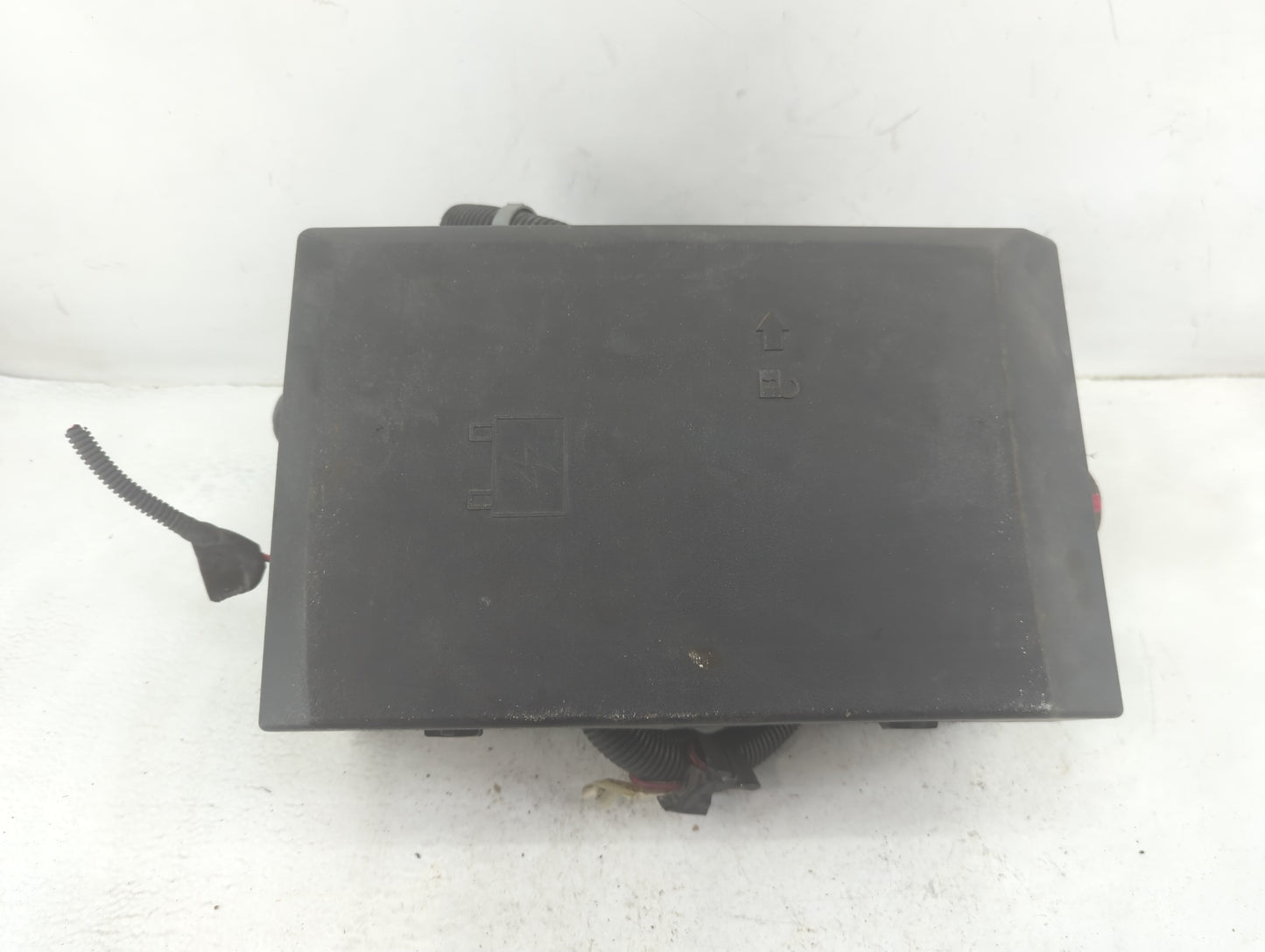 2010-2013 Chevrolet Silverado 1500 Fusebox Fuse Box Panel Relay Module P/N:22798215 N1 Fits Fits 2010 2011 2012 2013 OEM Use