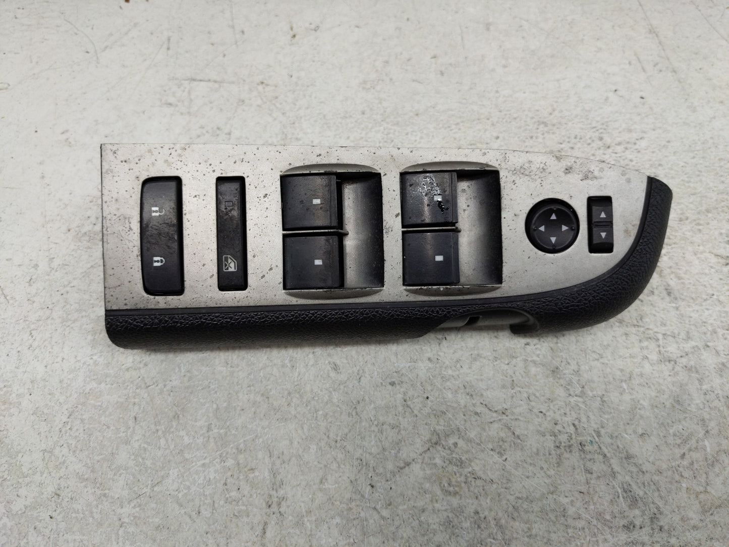 2013 Chevrolet Silverado 1500 Master Power Window Switch Replacement Driver Side Left P/N:20922511 Fits OEM Used Auto Parts 