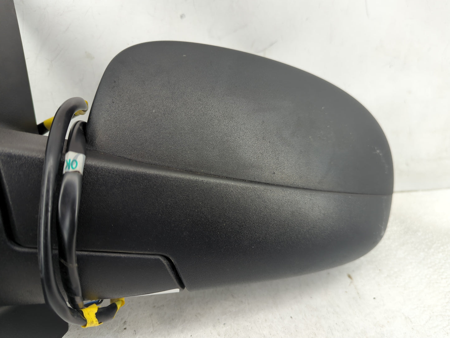 2007 Chevrolet Silverado 1500 Driver Left Side View Power Door Mirror - Oemusedautoparts1.com