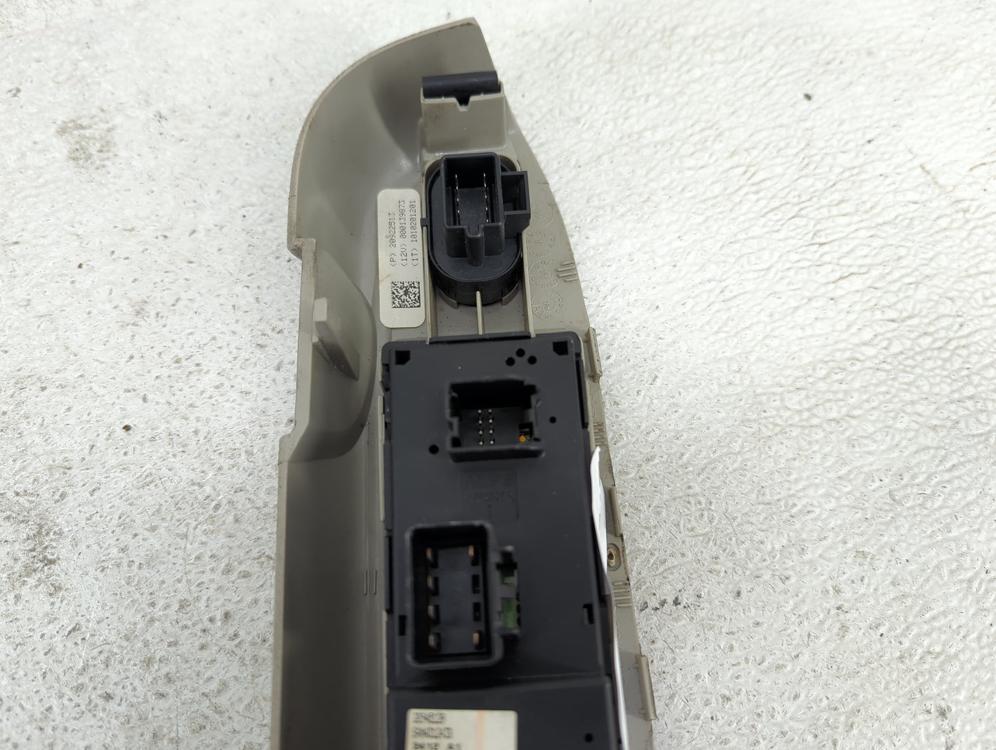 2013 Silverado 1500 Driver Left Door Master Power Window Switch - Oemusedautoparts1.com