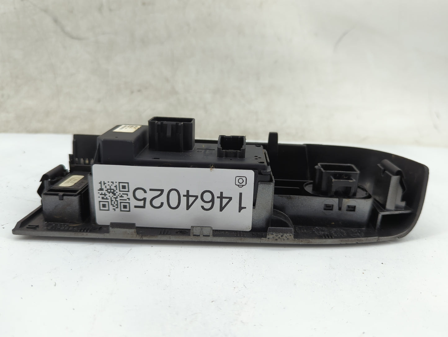 2013 Chevrolet Silverado 1500 Master Power Window Switch Replacement Driver Side Left P/N:20945129 SANAD1243B, 15804093 Fits