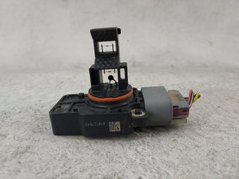 compare product 2009-2013 Chevrolet Silverado 1500 Mass Air Flow Meter Maf 1485809