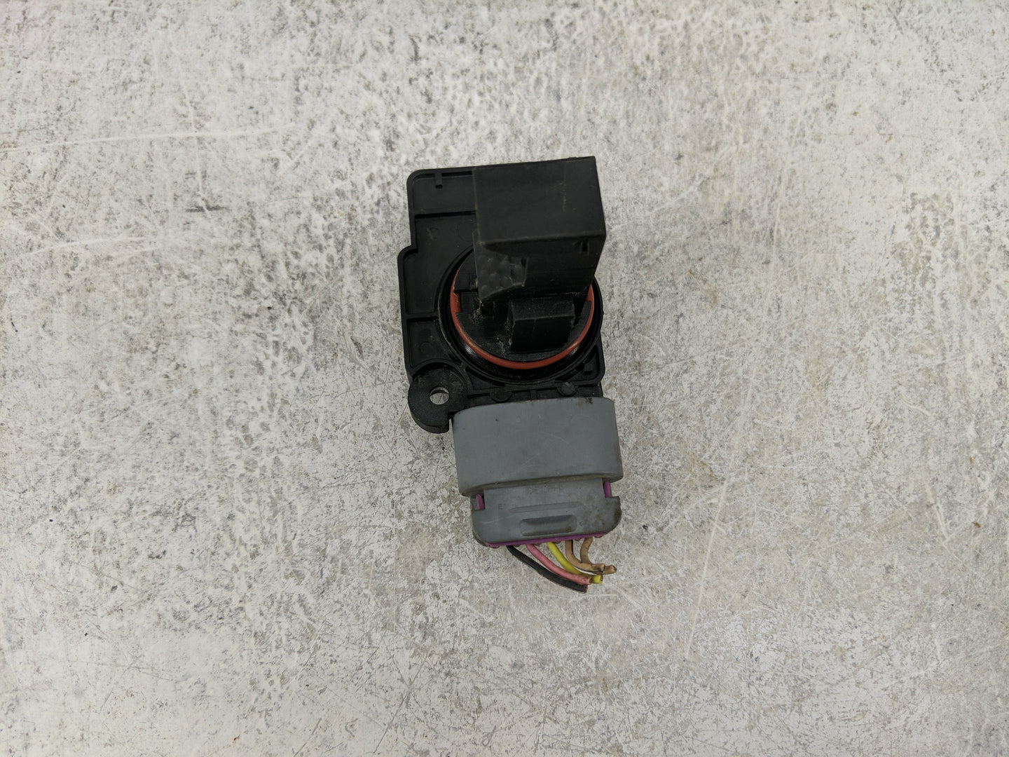 2009-2013 Chevrolet Silverado 1500 Mass Air Flow Meter Maf 1486389 - Oemusedautoparts1.com