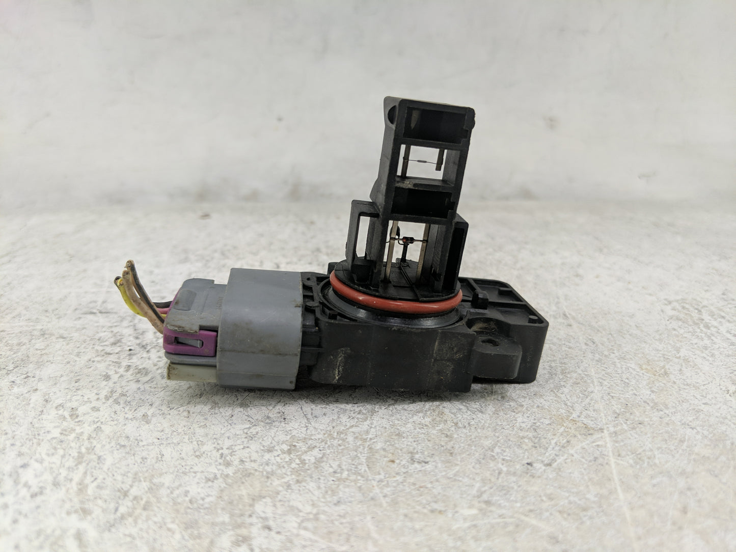 2009-2013 Chevrolet Silverado 1500 Mass Air Flow Meter Maf 1486389 - Oemusedautoparts1.com