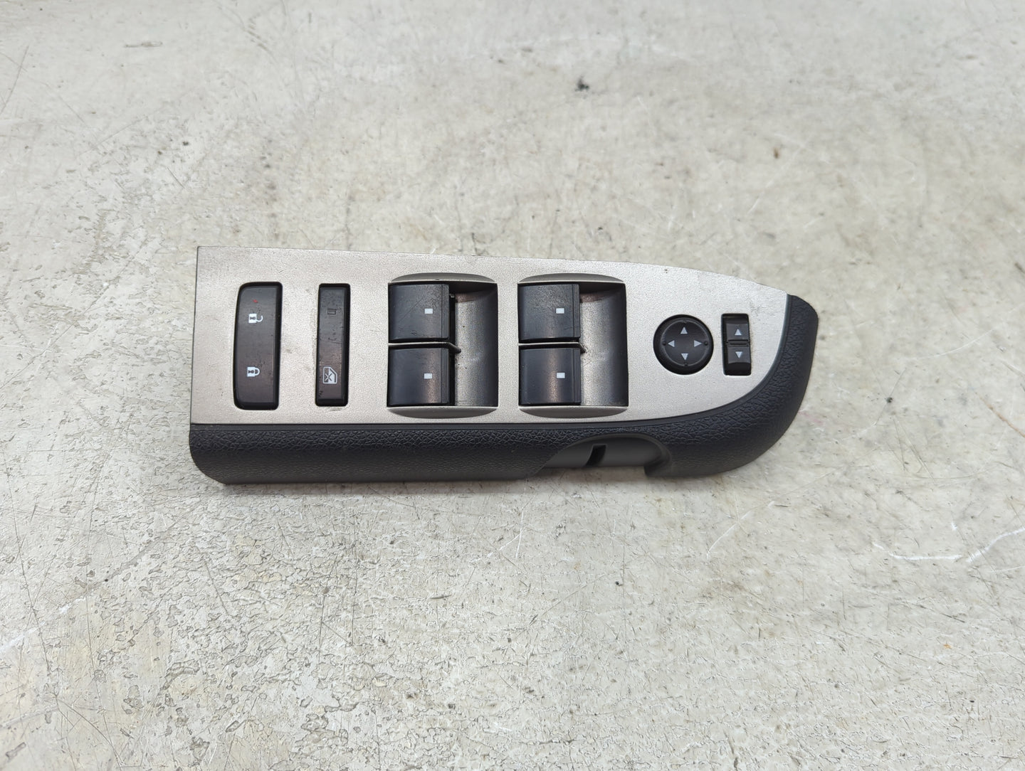 2007-2013 Chevrolet Silverado 1500 Master Power Window Switch Replacement Driver Side Left P/N:20922511 Fits OEM Used Auto P