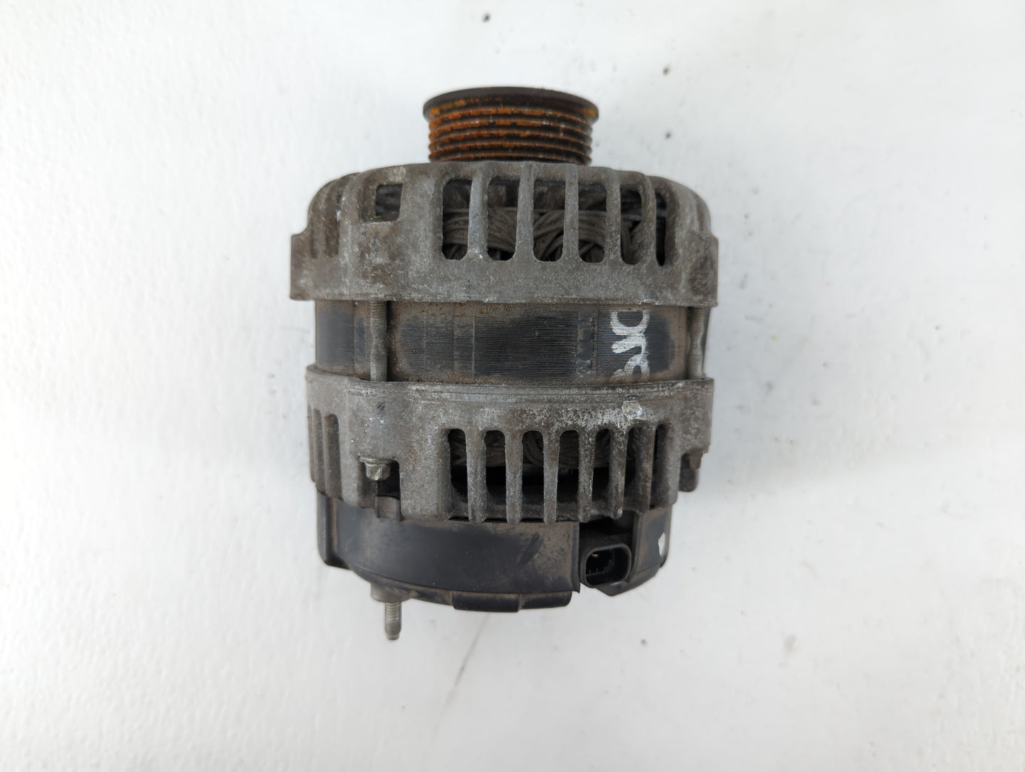 2007-2013 Chevrolet Silverado 1500 Alternator Replacement Generator Charging Assembly Engine OEM Fits OEM Used Auto Parts - 