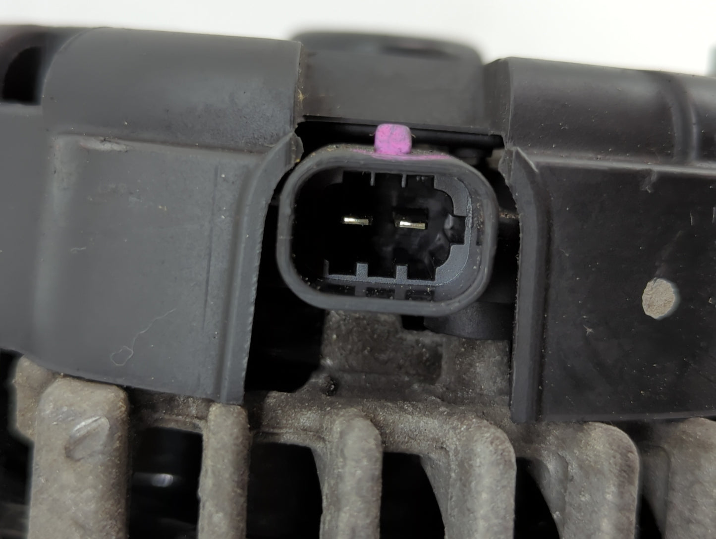 2007-2013 Chevrolet Silverado 1500 Alternator Replacement Generator Charging Assembly Engine OEM Fits OEM Used Auto Parts - 