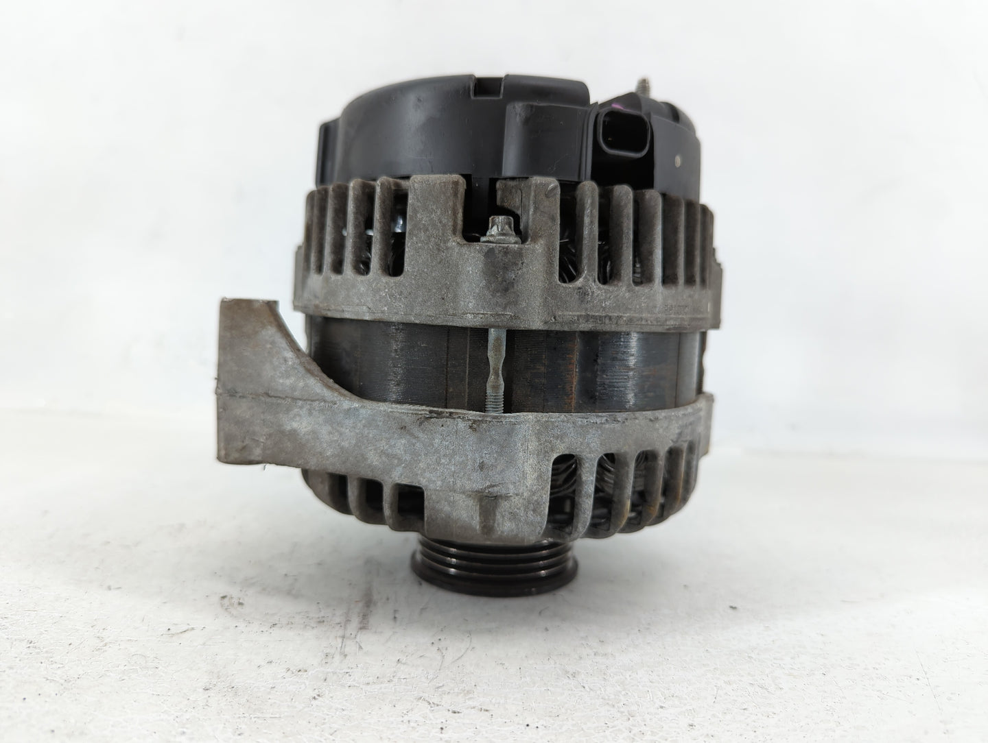 2007-2013 Chevrolet Silverado 1500 Alternator Replacement Generator Charging Assembly Engine OEM Fits OEM Used Auto Parts - 