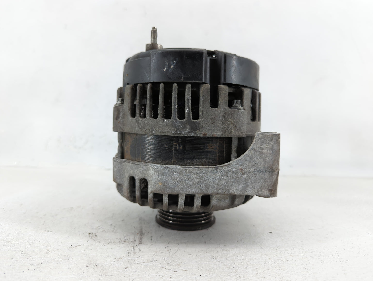 2007-2013 Chevrolet Silverado 1500 Alternator Replacement Generator Charging Assembly Engine OEM Fits OEM Used Auto Parts - 