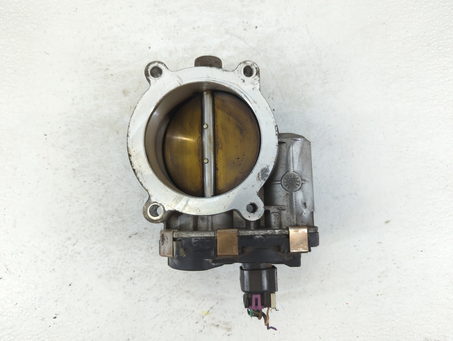 2009-2013 Chevrolet Silverado 1500 Throttle Body P/N:2X17 04542A-C Fits Fits 2009 2010 2011 2012 2013 2014 2015 OEM Used Aut