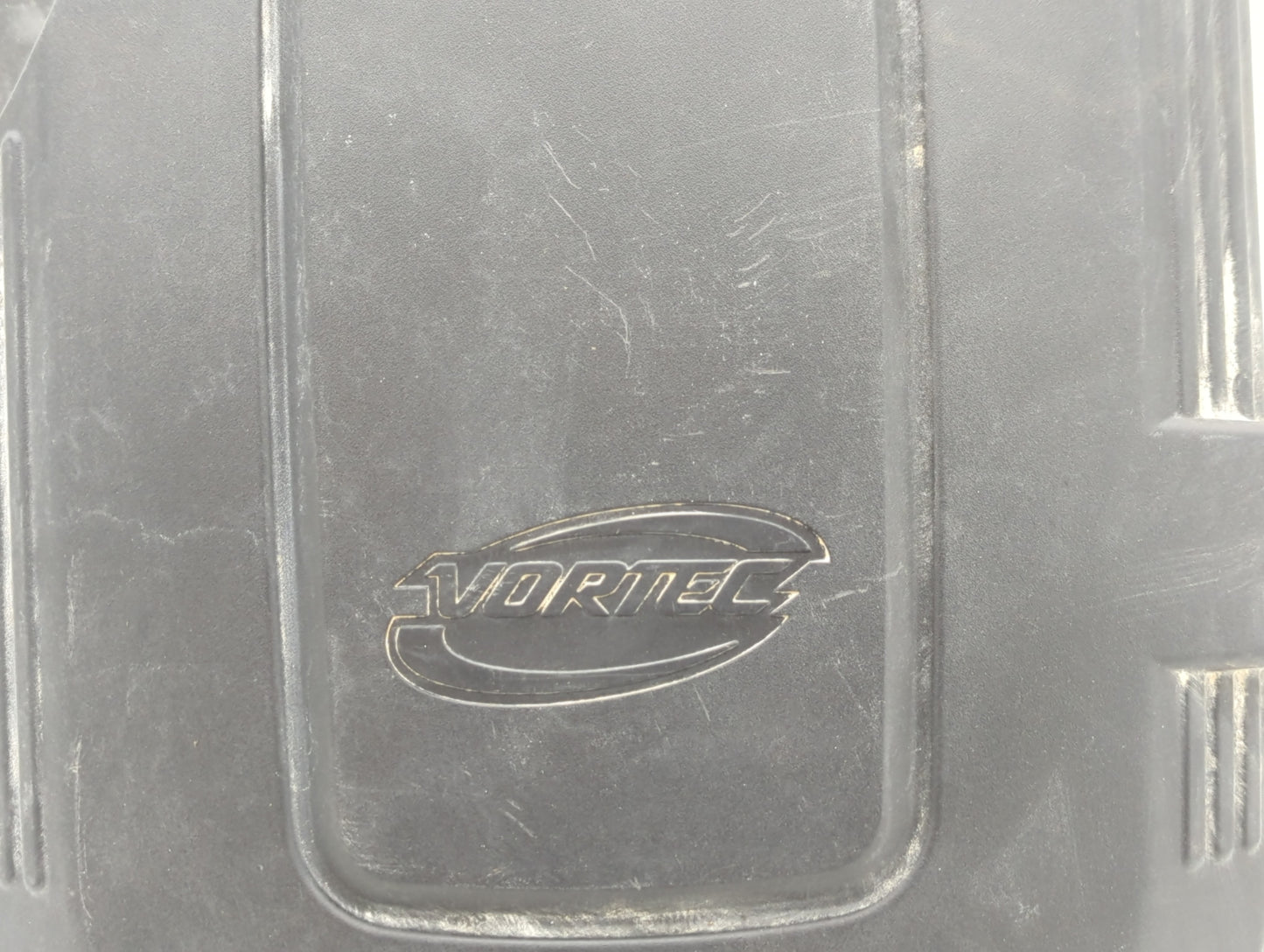 2013 Chevrolet Silverado 1500 Engine Cover - Oemusedautoparts1.com