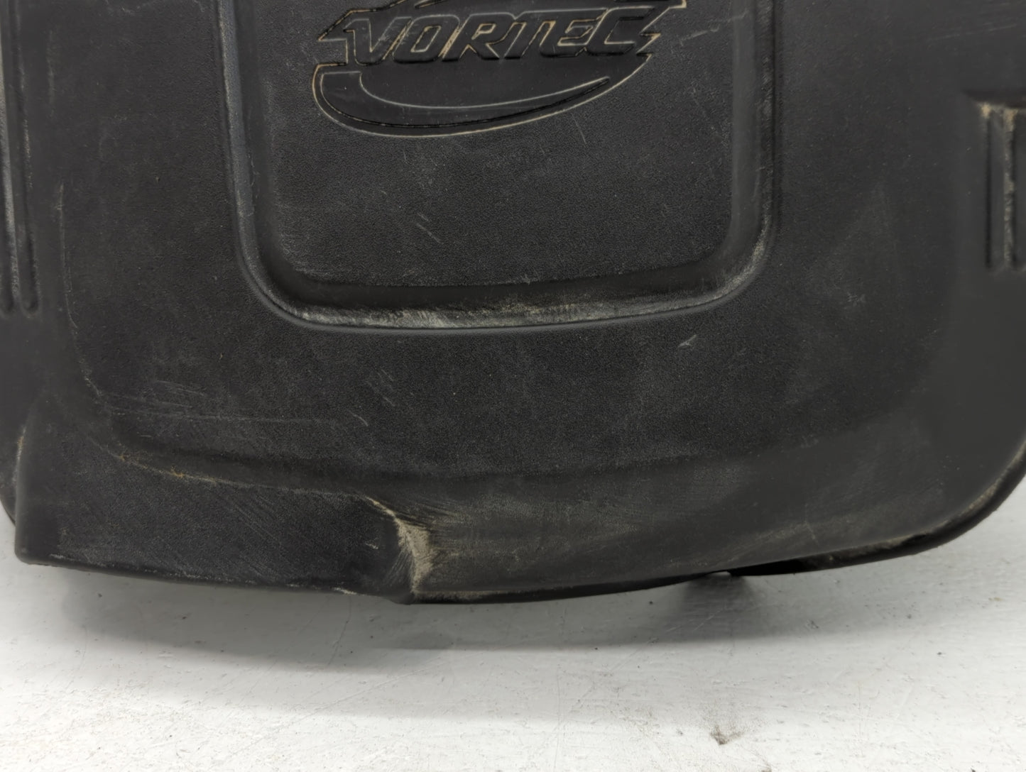 2013 Chevrolet Silverado 1500 Engine Cover - Oemusedautoparts1.com