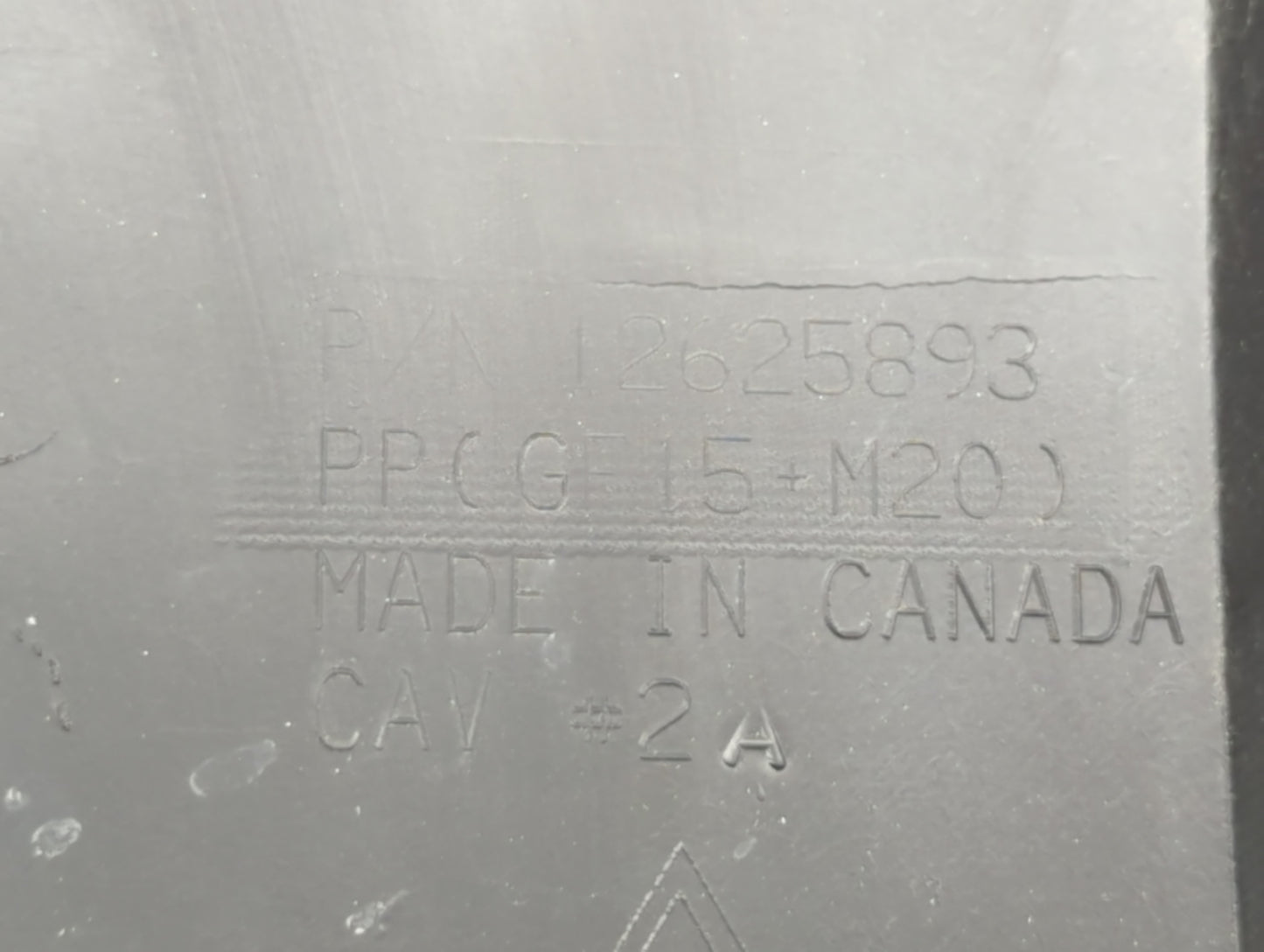 2013 Chevrolet Silverado 1500 Engine Cover - Oemusedautoparts1.com