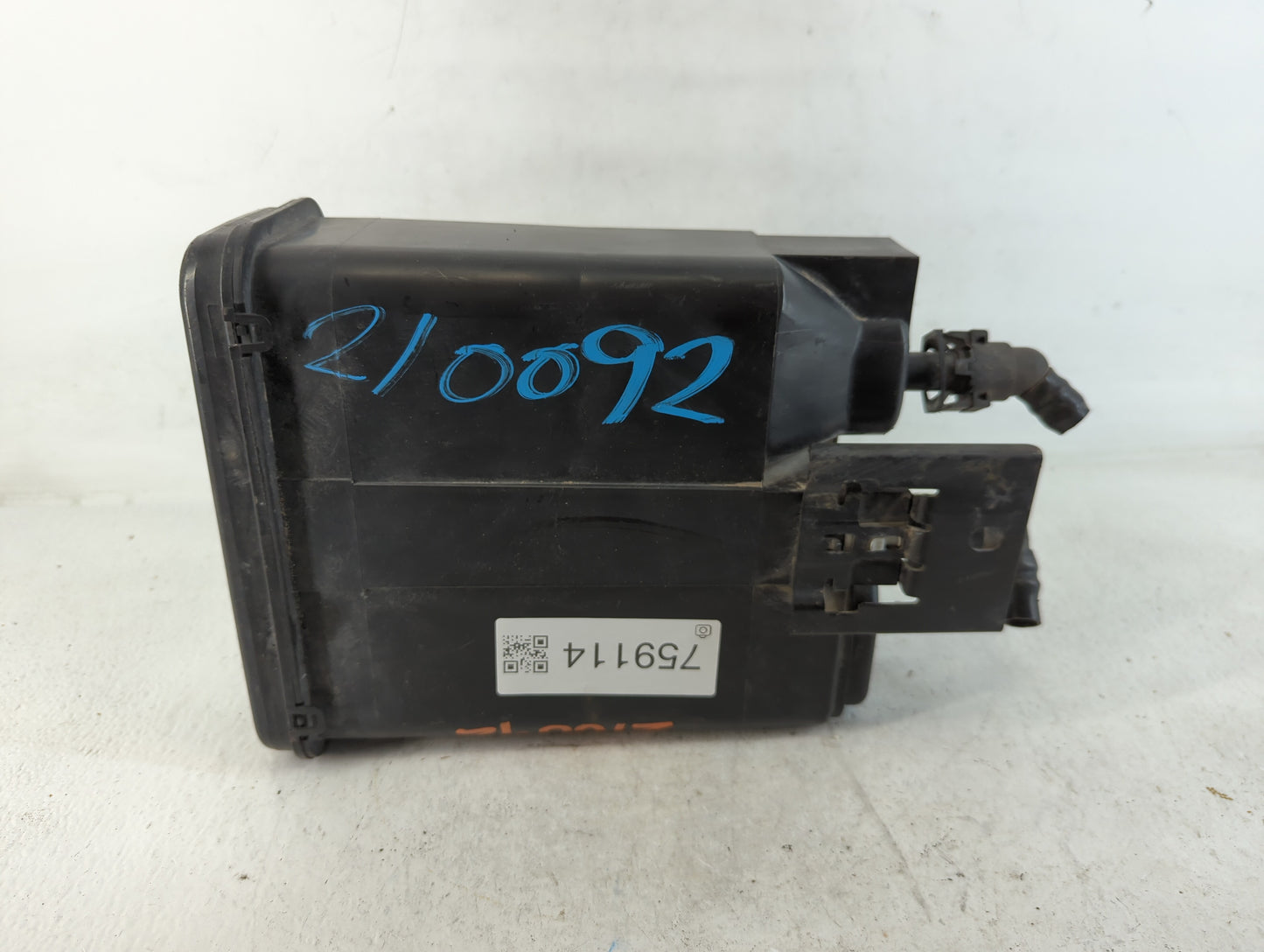 2013 Chevrolet Silverado 1500 Fuel Vapor Charcoal Canister 759114 - Oemusedautoparts1.com