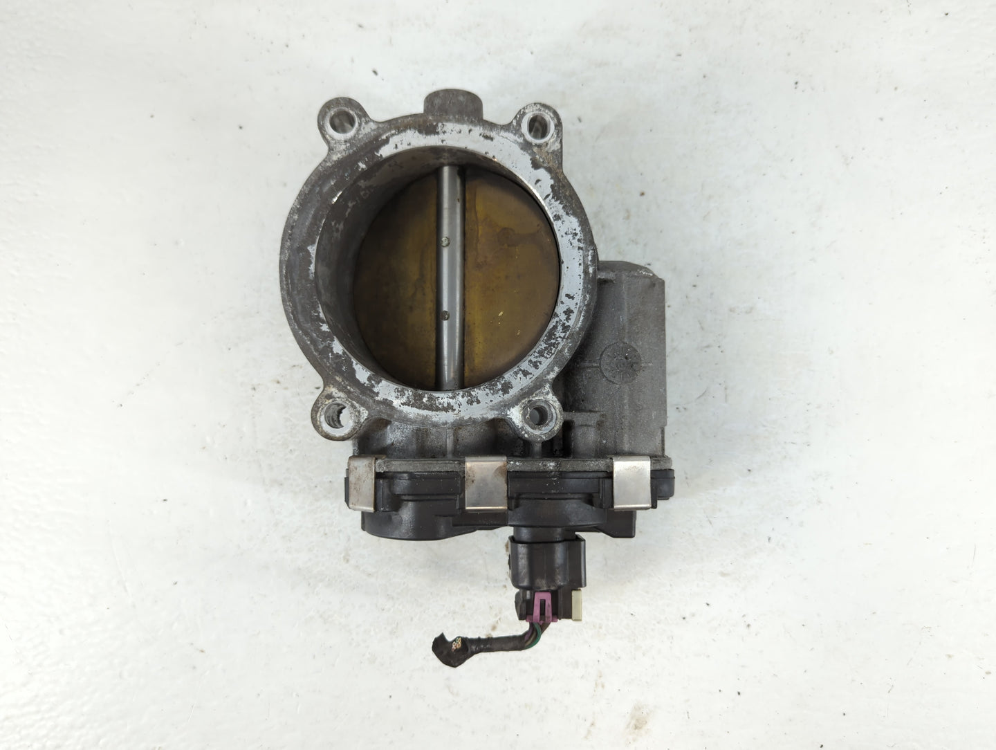 2009-2013 Chevrolet Silverado 1500 Throttle Body P/N:RME87-3C9992 Fits Fits 2009 2010 2011 2012 2013 2014 2015 OEM Used Auto