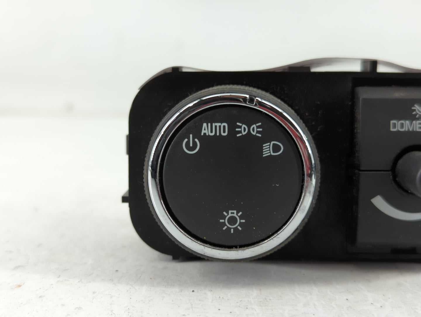 2013 Chevrolet Silverado 1500 Headlight Lamp Control Switch - Oemusedautoparts1.com