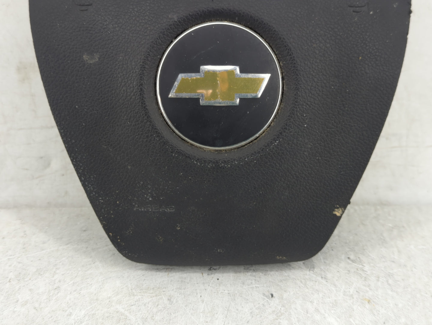 2013 Chevrolet Silverado 1500 Air Bag Driver Left Steering Wheel Mounted - Oemusedautoparts1.com