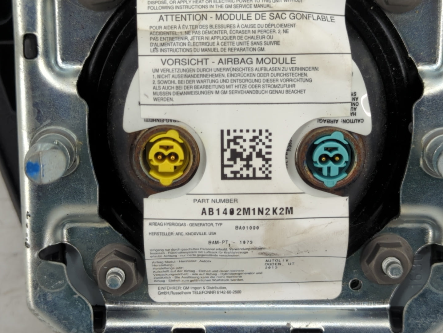2013 Chevrolet Silverado 1500 Air Bag Driver Left Steering Wheel Mounted - Oemusedautoparts1.com