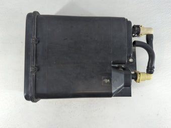 compare product 2013 Chevrolet Silverado 1500 Fuel Vapor Charcoal Canister 913719