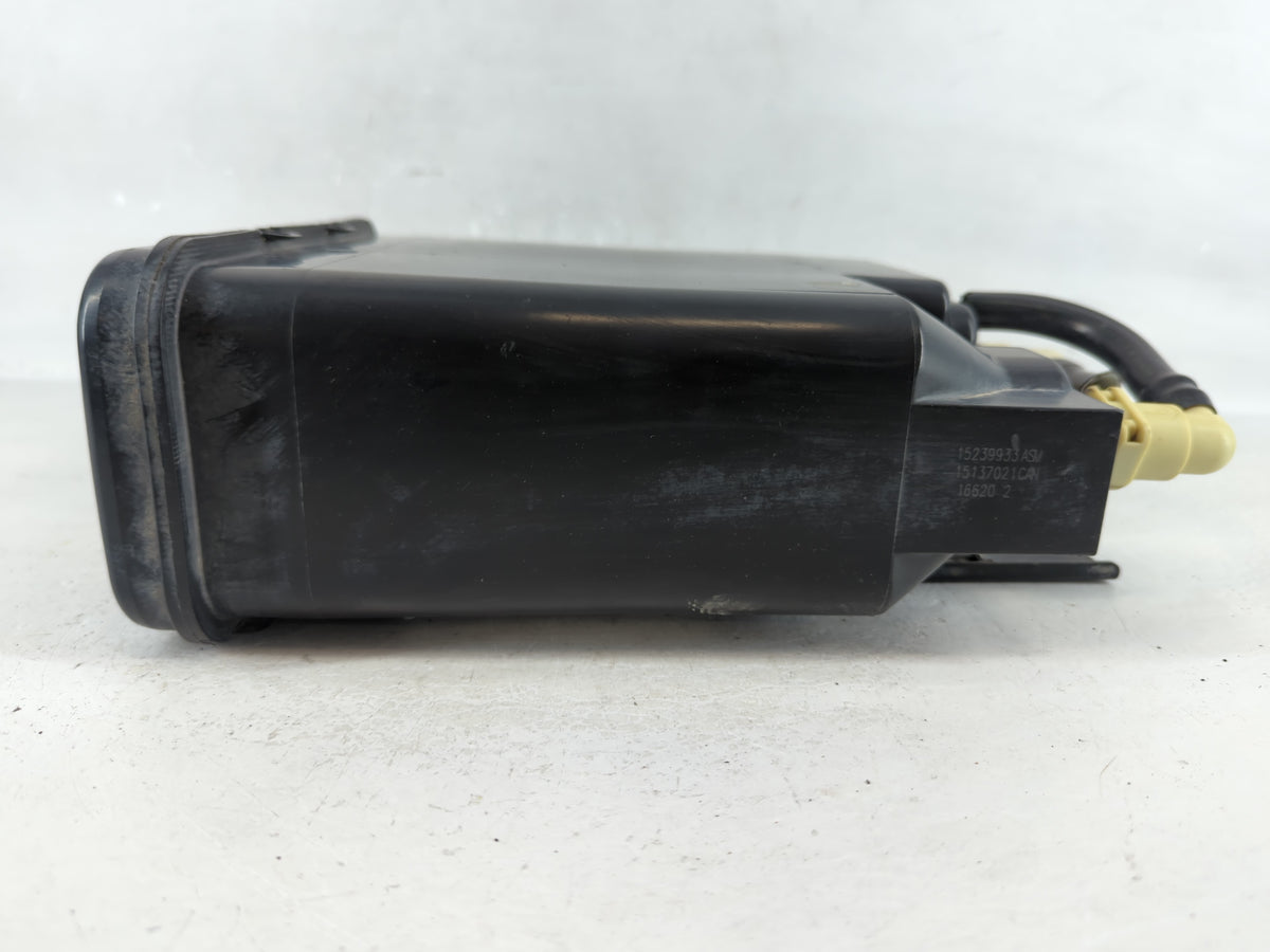 2013 Chevrolet Silverado 1500 Fuel Vapor Charcoal Canister 913719 - Oemusedautoparts1.com