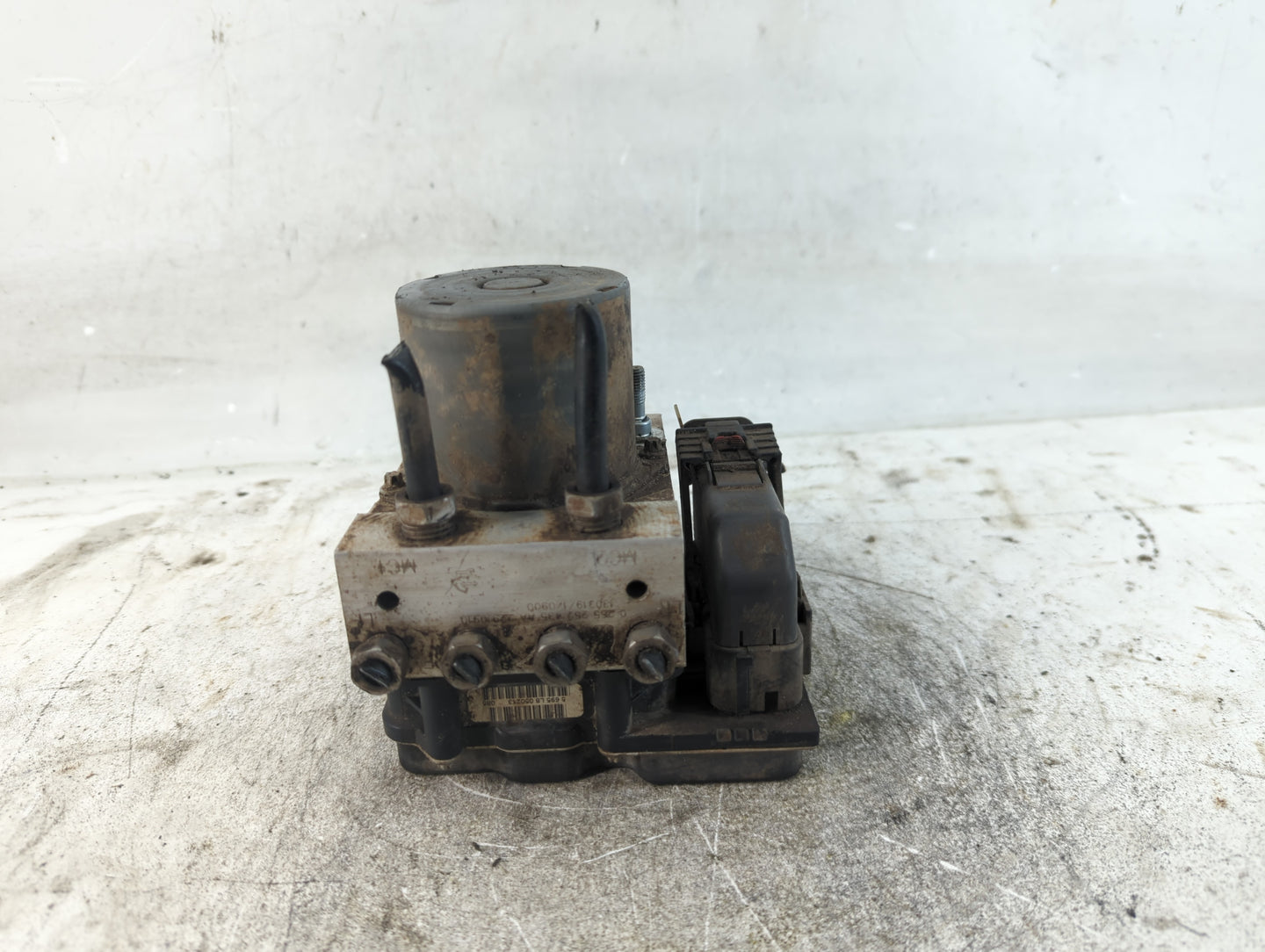 2009-2013 Chevrolet Silverado 1500 ABS Pump Control Module Replacement P/N:22910910 Fits Fits 2009 2010 2011 2012 2013 2014 