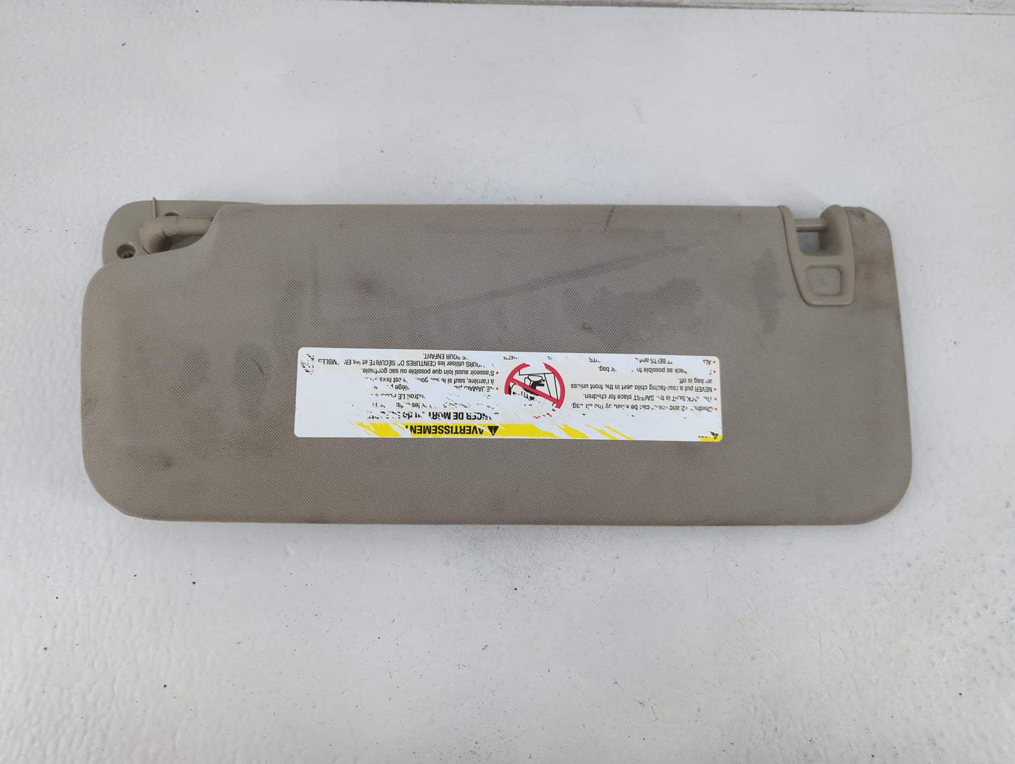 2007-2014 Chevrolet Silverado 2500 Sun Visor Shade Replacement Passenger Right Mirror Fits OEM Used Auto Parts - Oemusedauto