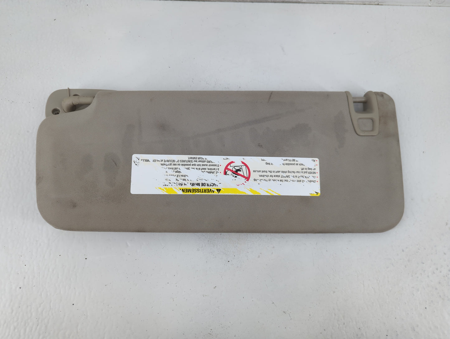 2007-2014 Chevrolet Silverado 2500 Sun Visor Shade Replacement Passenger Right Mirror Fits OEM Used Auto Parts - Oemusedauto