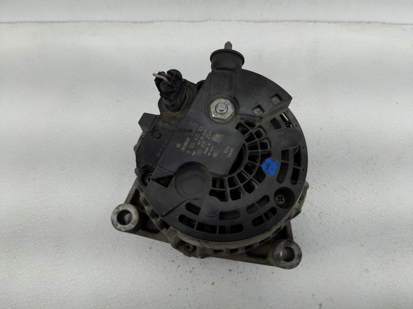 2007-2014 Chevrolet Silverado 2500 Alternator Replacement Generator Charging Assembly Engine OEM P/N:0 124 425 101 Fits OEM 