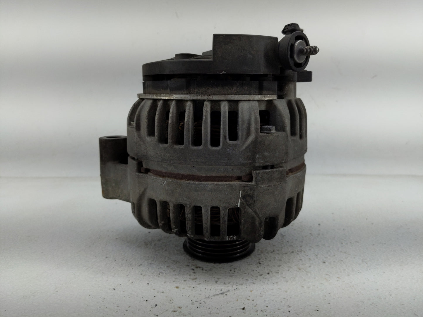 2007-2014 Chevrolet Silverado 2500 Alternator Replacement Generator Charging Assembly Engine OEM P/N:0 124 425 101 Fits OEM 